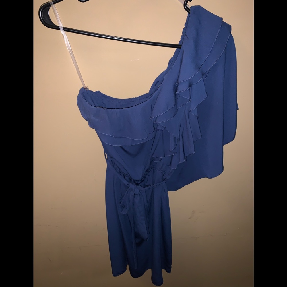 One shoulder dress